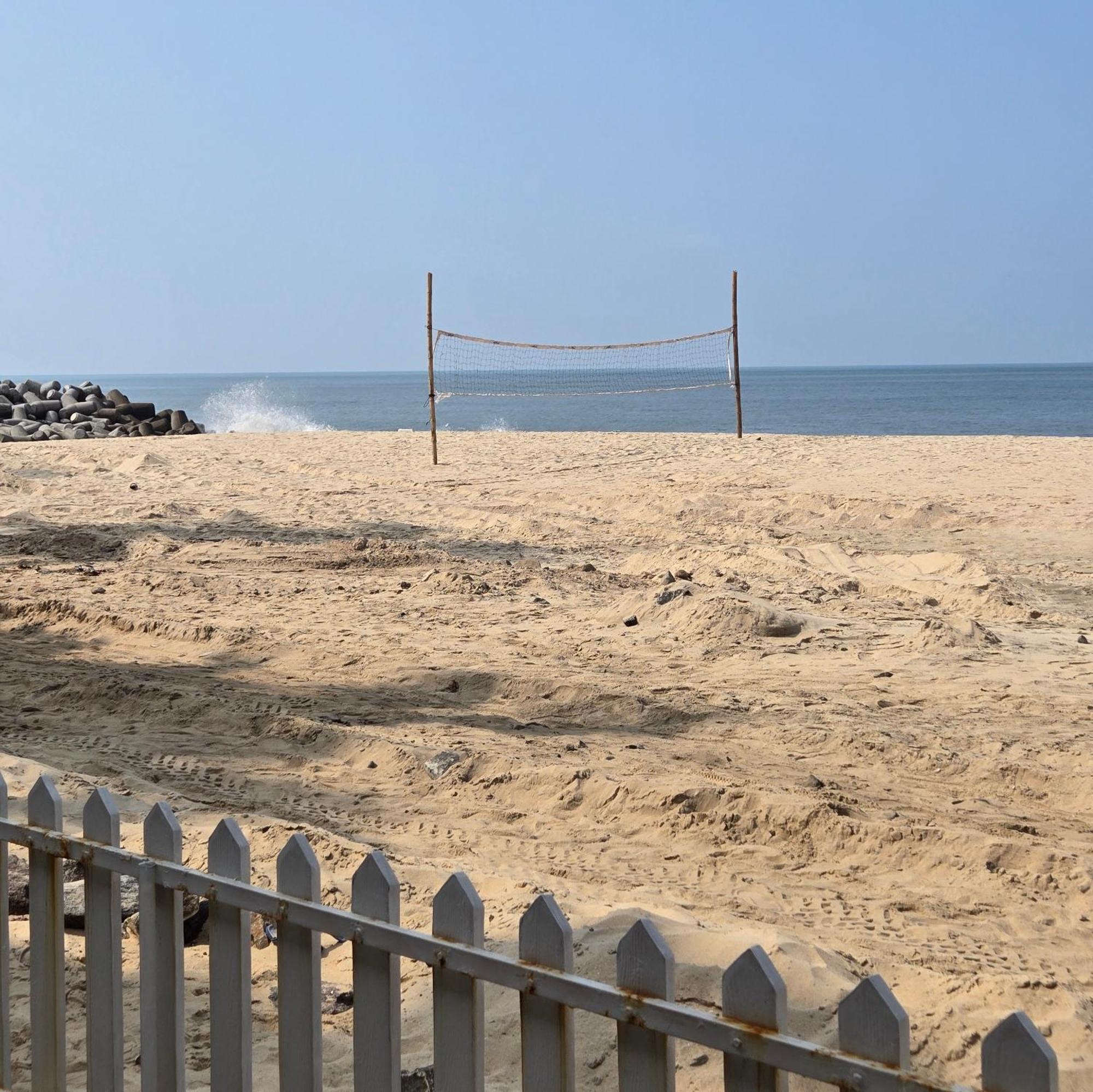 Ether Marari Beachfront Марарикулам Экстерьер фото